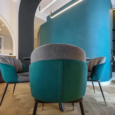 King By Luxlikehome Apartment