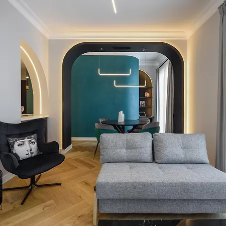King By Luxlikehome Apartment